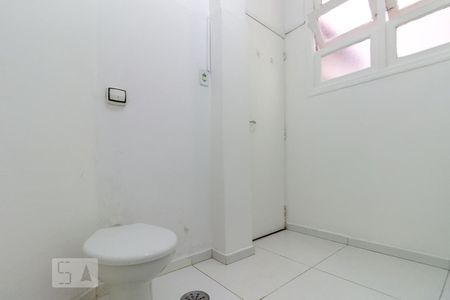 Apartamento para alugar com 104m², 2 quartos e sem vaga Apartamento para alugar com 104m², 2 quartos e sem vagaBanheiro