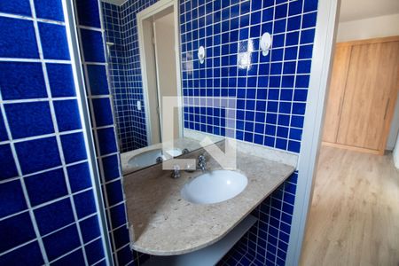 Banheiro da Suíte de apartamento para alugar com 1 quarto, 49m² em Brooklin Paulista, São Paulo