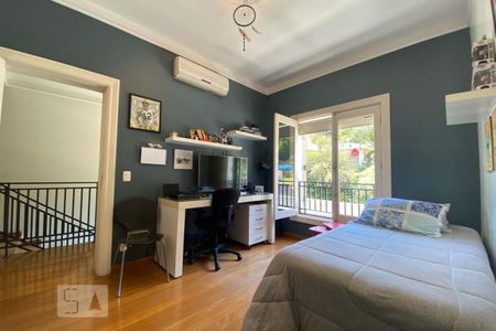 Casa à venda com 465m², 4 quartos e 4 vagasSuíte 3