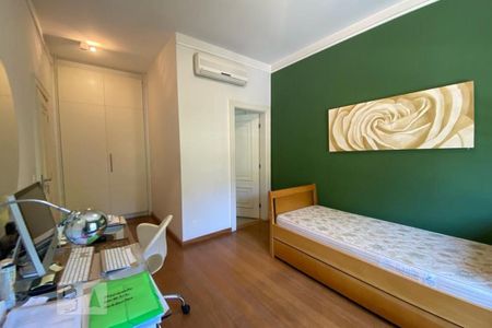 Casa à venda com 465m², 4 quartos e 4 vagasSuíte 4