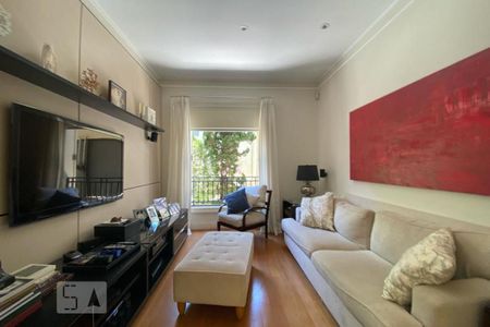 Casa à venda com 465m², 4 quartos e 4 vagasSala de TV