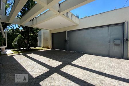 Casa à venda com 465m², 4 quartos e 4 vagasGaragem