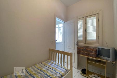 Casa à venda com 465m², 4 quartos e 4 vagasQuarto de Serviço 2
