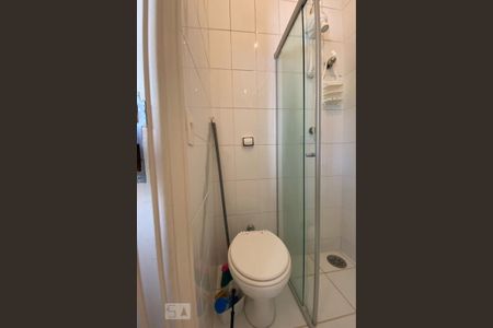 Casa à venda com 465m², 4 quartos e 4 vagasBanheiro de Serviço