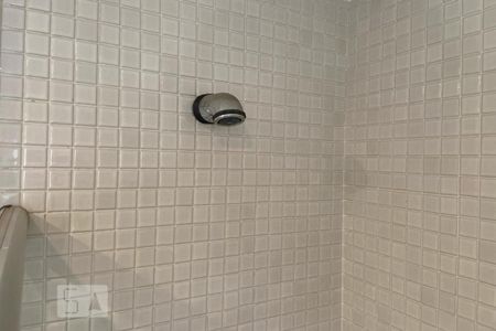 Casa à venda com 465m², 4 quartos e 4 vagasChuveiro