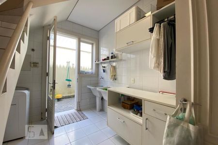 Casa à venda com 465m², 4 quartos e 4 vagasÁrea de Serviço