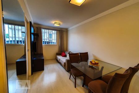 Sala de Estar/Jantar de kitnet/studio à venda com 1 quarto, 37m² em Cambuci, São Paulo