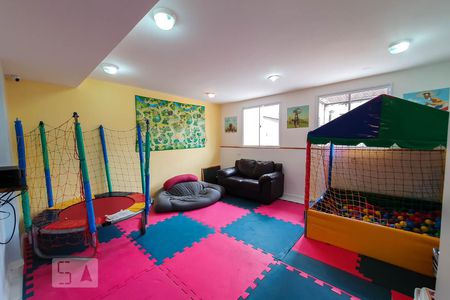 Studio à venda com 37m², 1 quarto e sem vaga Studio à venda com 37m², 1 quarto e sem vagaBrinquedoteca