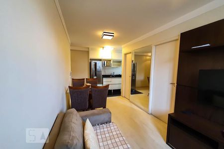 Sala de Estar/Jantar de kitnet/studio à venda com 1 quarto, 37m² em Cambuci, São Paulo