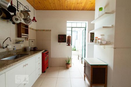 Casa à venda com 170m², 1 quarto e 1 vagaCozinha
