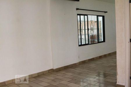 Sala de casa à venda com 4 quartos, 600m² em São Francisco, Niterói