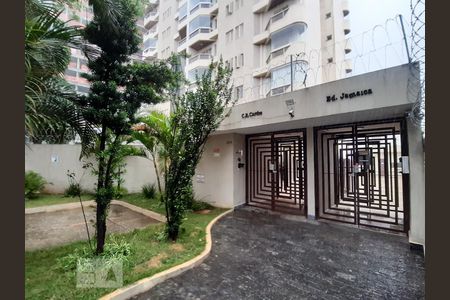 Apartamento à venda com 80m², 3 quartos e 2 vagasFachada
