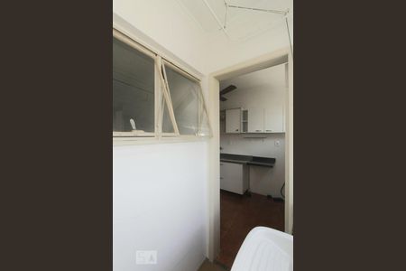 Apartamento à venda com 79m², 2 quartos e sem vagaAREA DE SERVIÇO