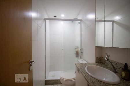 Apartamento à venda com 90m², 3 quartos e 2 vagasBanheiro da Suíte 1