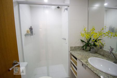 Apartamento à venda com 90m², 3 quartos e 2 vagasBanheiro Social