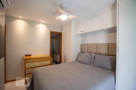 Apartamento à venda com 90m², 3 quartos e 2 vagasSuíte 1