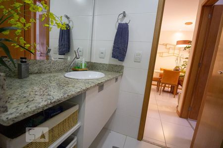 Apartamento à venda com 90m², 3 quartos e 2 vagasBanheiro Social