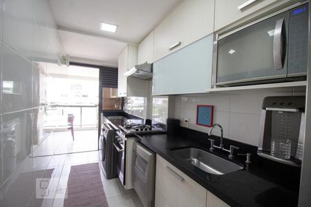 Apartamento à venda com 90m², 3 quartos e 2 vagasCozinha