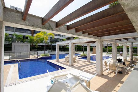 Apartamento à venda com 90m², 3 quartos e 2 vagasÁrea Comum - Piscina