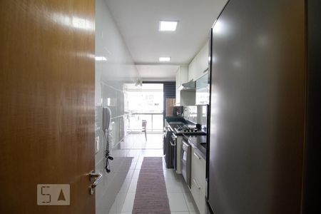 Apartamento à venda com 90m², 3 quartos e 2 vagasCozinha