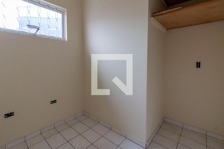 Casa à venda com 120m², 3 quartos e 2 vagasEscritorio 