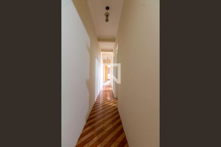 Corredor de casa à venda com 3 quartos, 120m² em Itaquera, São Paulo