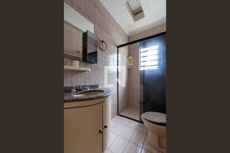 Casa à venda com 120m², 3 quartos e 2 vagasBanheiro 2