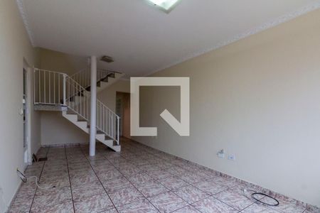 Sala de casa à venda com 3 quartos, 120m² em Itaquera, São Paulo