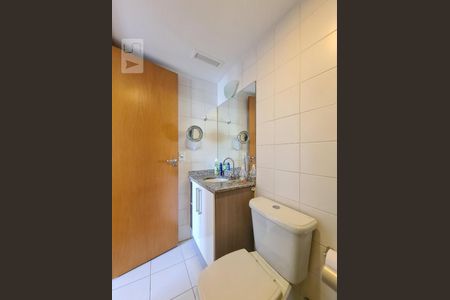 Apartamento para alugar com 58m², 2 quartos e 1 vaga Apartamento para alugar com 58m², 2 quartos e 1 vagaBanheiro da Suíte