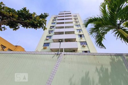 Apartamento para alugar com 58m², 2 quartos e 1 vaga Apartamento para alugar com 58m², 2 quartos e 1 vagaFachada
