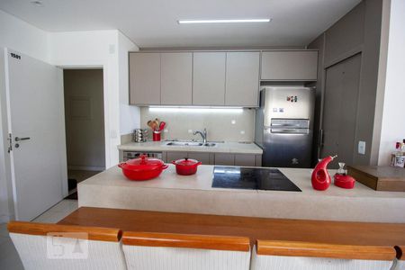 Apartamento para alugar com 155m², 2 quartos e 2 vagasCozinha