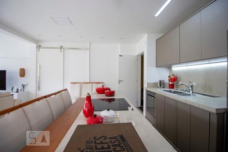 Apartamento para alugar com 155m², 2 quartos e 2 vagasCozinha
