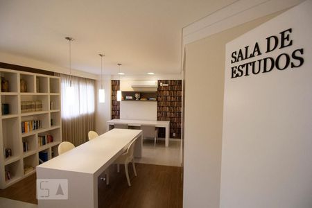 Apartamento para alugar com 155m², 2 quartos e 2 vagasSala de estudos