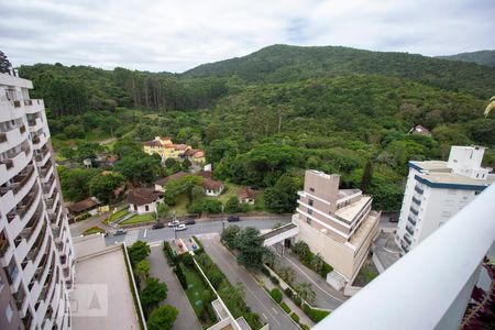 Vista da varanda de apartamento para alugar com 2 quartos, 155m² em Itacorubi, Florianópolis