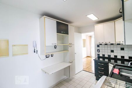 Apartamento para alugar com 94m², 3 quartos e 2 vagasCozinha
