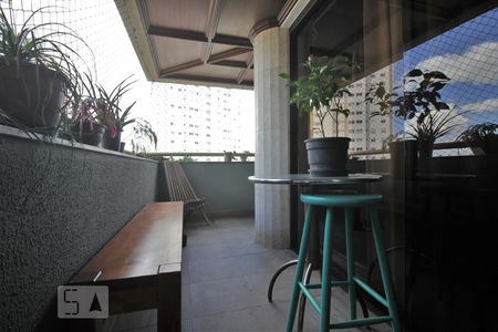 Varanda gourmet de apartamento à venda com 3 quartos, 180m² em Vila Andrade, São Paulo