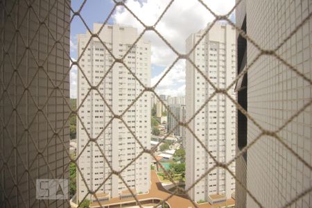 Apartamento à venda com 180m², 3 quartos e 3 vagasVista da suíte 1