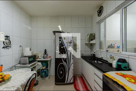 Casa à venda com 88m², 2 quartos e 2 vagas Casa à venda com 88m², 2 quartos e 2 vagasCozinha