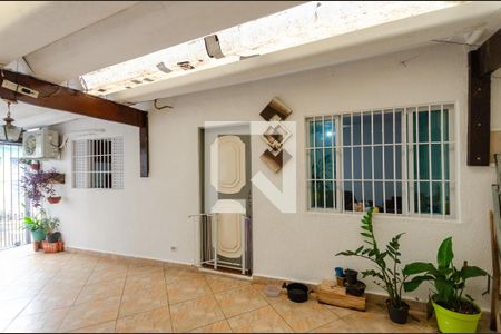 Casa à venda com 88m², 2 quartos e 2 vagas Casa à venda com 88m², 2 quartos e 2 vagasGaragem