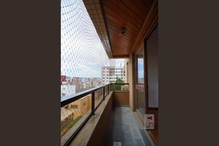 Sala - Varanda de apartamento para alugar com 3 quartos, 150m² em Independência, Porto Alegre