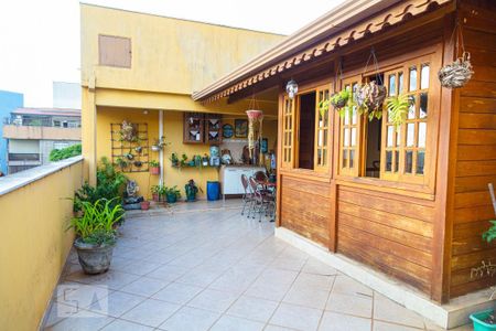 Apartamento à venda com 160m², 4 quartos e 2 vagasCobertura