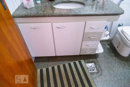 Apartamento à venda com 160m², 4 quartos e 2 vagasArmário do Banheiro Social 1