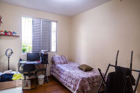 Apartamento à venda com 160m², 4 quartos e 2 vagasQuarto 2