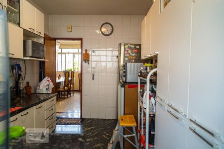 Apartamento à venda com 160m², 4 quartos e 2 vagasCozinha