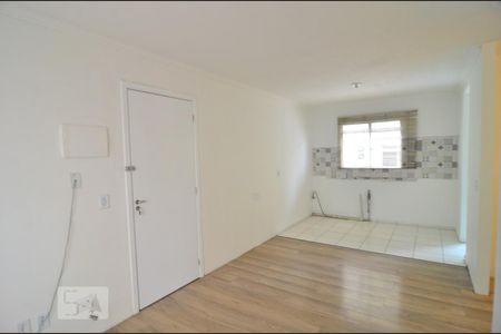 Sala de apartamento à venda com 3 quartos, 51m² em Igara, Canoas