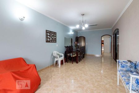 Sala de casa para alugar com 3 quartos, 270m² em Fazenda Aricanduva, São Paulo