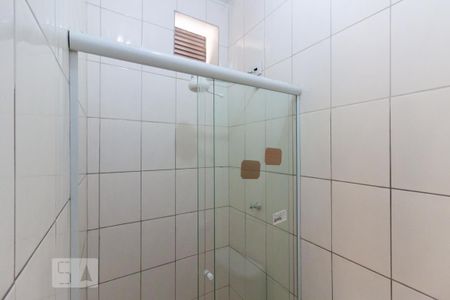 Banheiro de casa para alugar com 1 quarto, 33m² em Vila Lageado, São Paulo