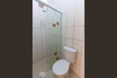 Banheiro de casa para alugar com 1 quarto, 33m² em Vila Lageado, São Paulo