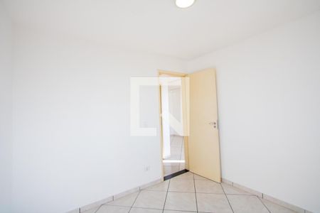 Quarto 2 de apartamento para alugar com 2 quartos, 47m² em Parque Sao Vicente, Mauá