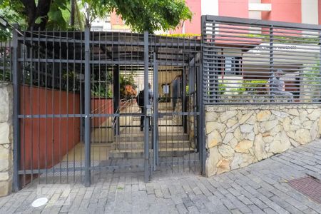 Apartamento para alugar com 42m², 2 quartos e 1 vaga Apartamento para alugar com 42m², 2 quartos e 1 vagaFachada